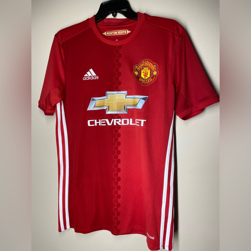 Chevrolet Adidas Home Jersey Red Men’s Size Sm T-shirt Newton Heath-Manchester U